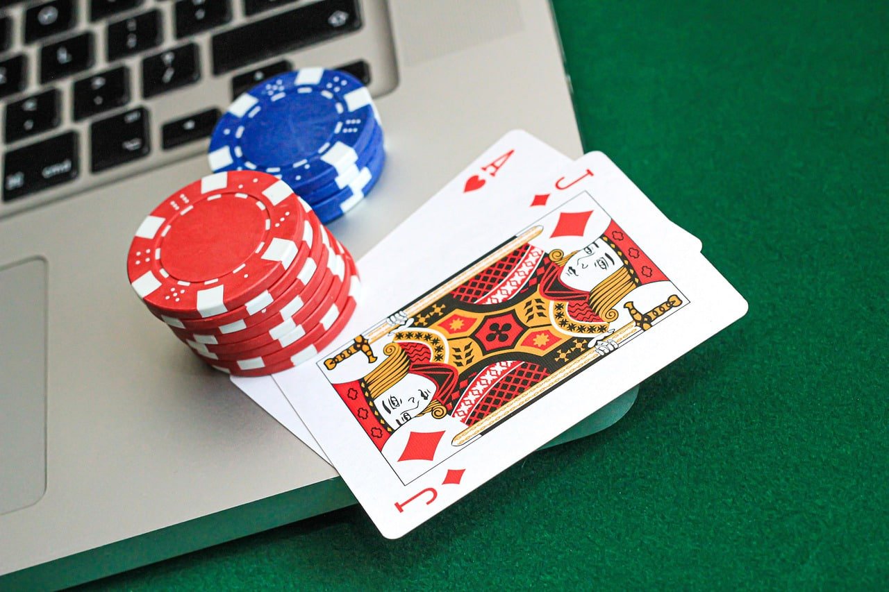 Antarmuka Live Blackjack di yometoto dengan dealer langsung